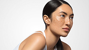 Het microbioom van de huid: wat is het & waarom is het belangrijk voor je huid?
